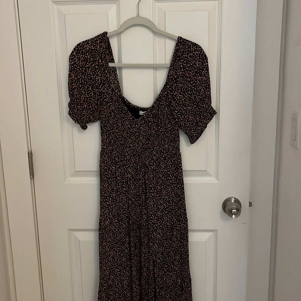 Abercrombie & Fitch Floral Shirred Midi Dress